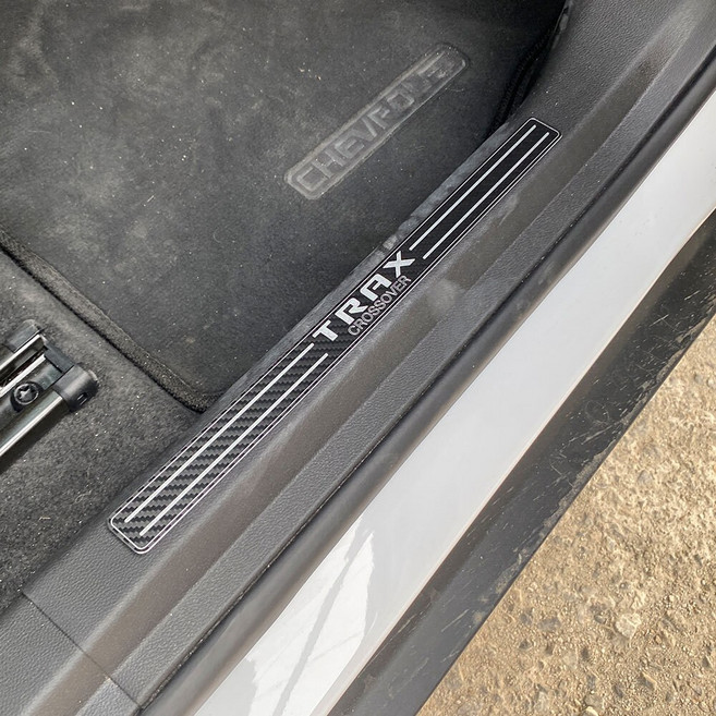 CS 트랙스 크로스오버 꾸미기 도어스커프 알루미늄 카본 메탈 몰딩 용품 악세사리 호환, B-1. 1열 도어스커프 2P 실버