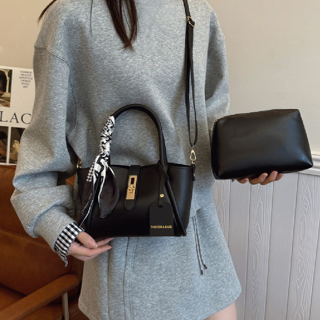 마리하우스 스카프 크로스 미니 숄더백+파우치