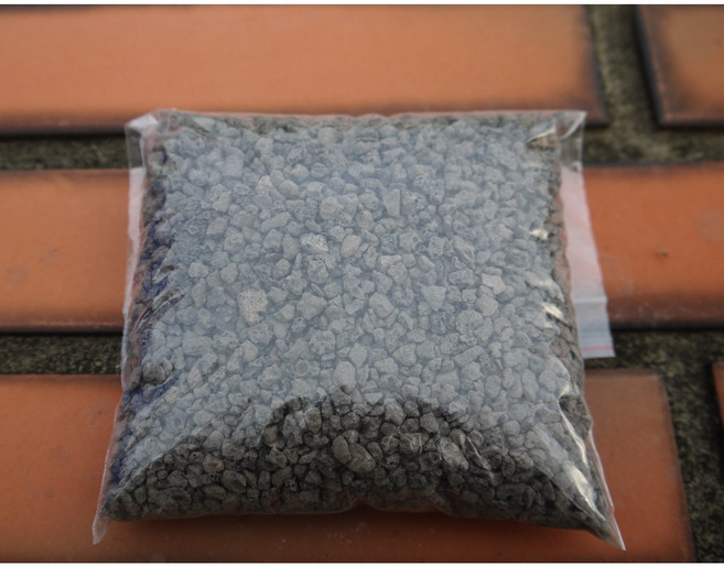 花樣渼栽盆栽生活館 火山石, 黑色