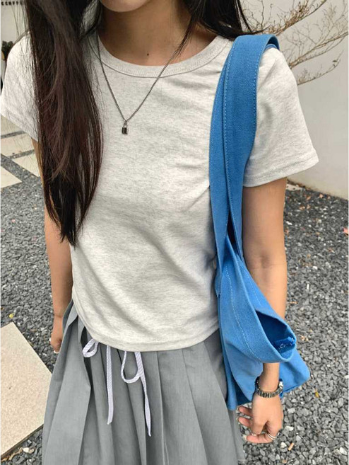 VIVIERE 圓領後背刺繡T恤 女款 短袖上衣