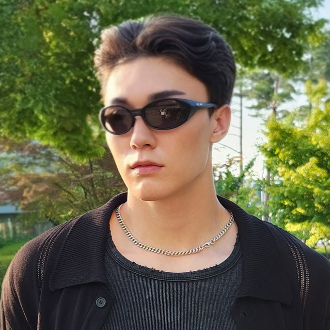 오클리 아이자켓 리덕스 OO9438-01 스포츠 선글라스 나혼산 코쿤 고프코어 패션 고글 등산 러닝