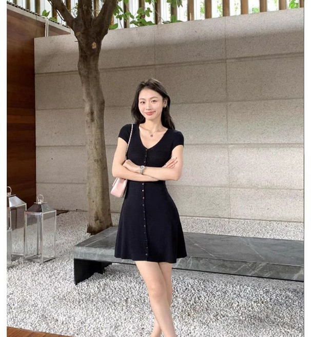 法式簡約針織連衣裙 夏季顯瘦修身氣質收腰度假短裙, 杏色,均碼 80-120斤