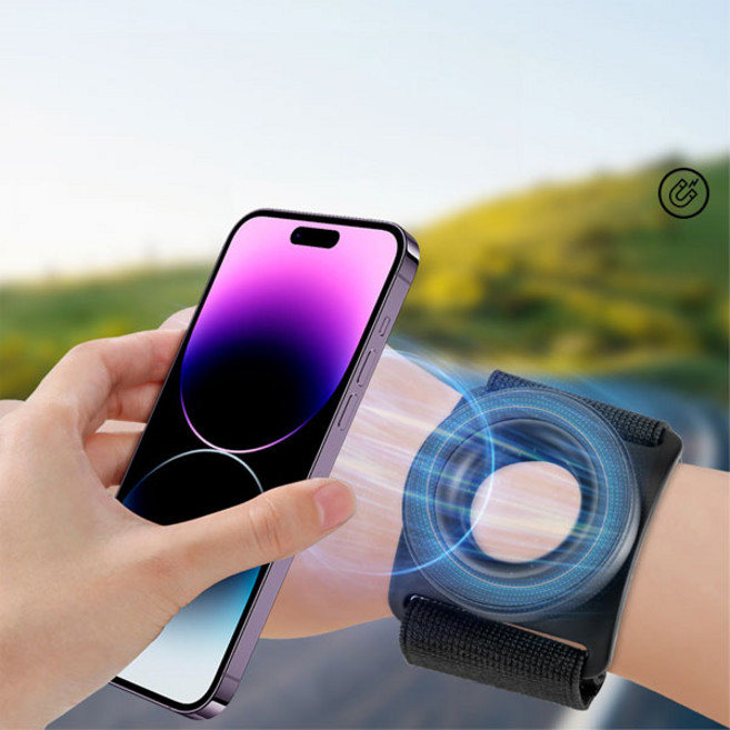 모모이츠 대리 운전 기사 배달 물류센터 전동휠 킥보드 조깅 런닝 스마트폰 거치 자석형 암밴드