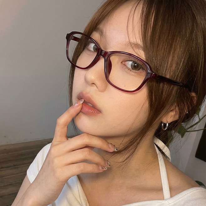 블링살롱 남녀공용 베리엘 y2k 레트로 사각 프레임 뿔테 안경 2컬러