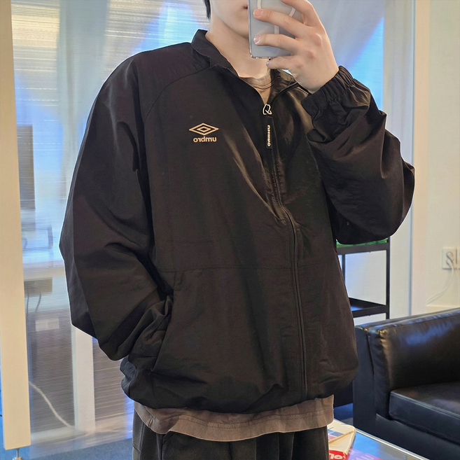 엄브로 26SS 클래식 바람막이 간절기 자켓 SMALL LOGO