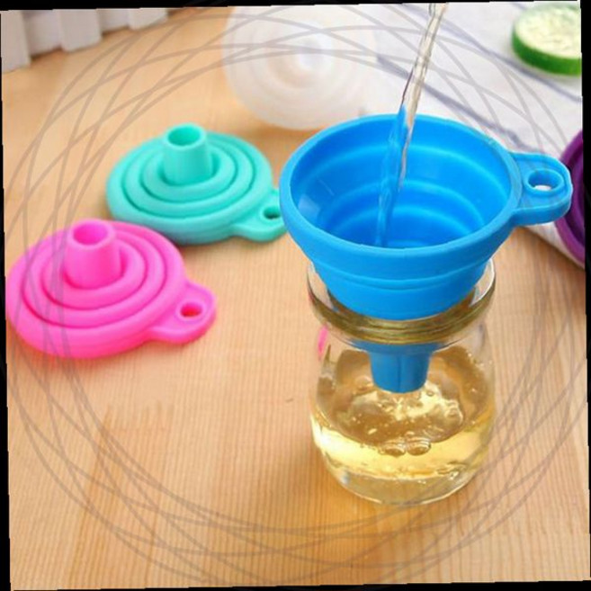 주방용품 실리콘 접이식 깔때기 휴대용 폴딩 누액방지 병입구 액체이동 조리도구, 색상랜덤 1개입, 1개