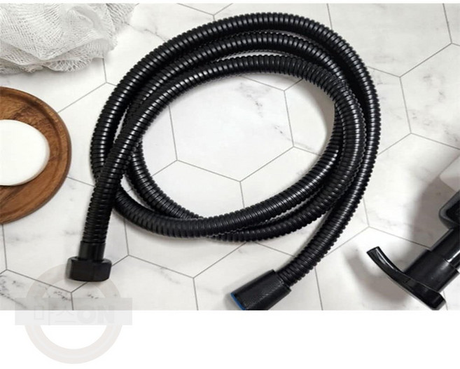 마스온 줄꼬임방지 세면대 샤워 호스 블랙 1.5m