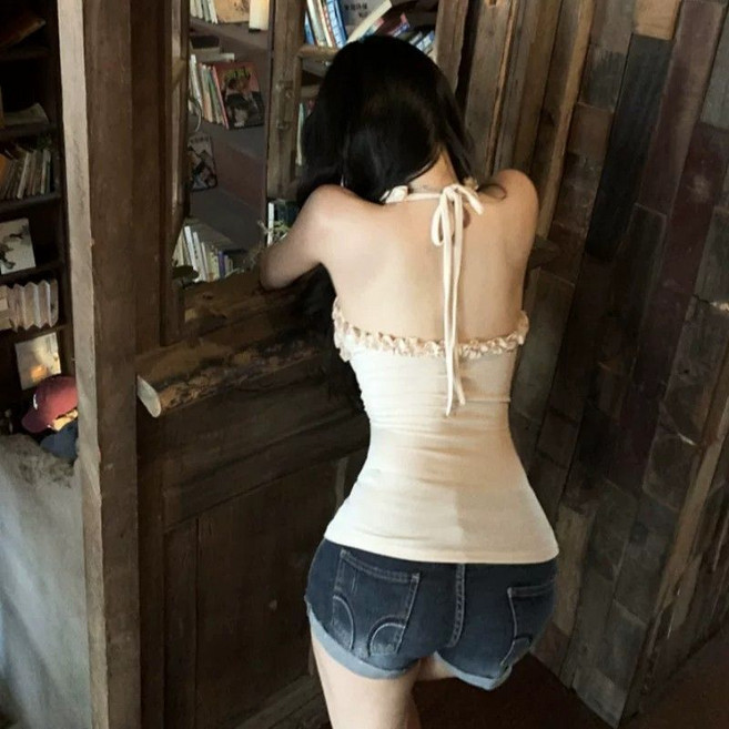 辣妹風V領木耳邊掛脖露背修身無袖吊帶背心