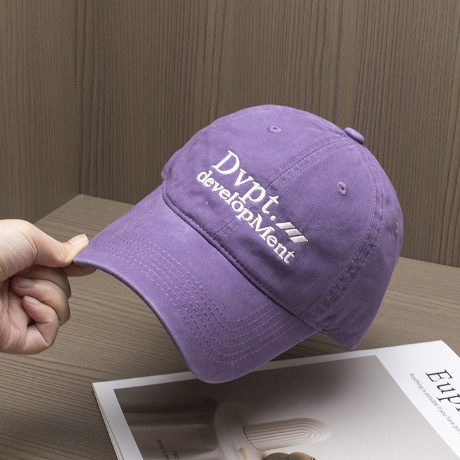 Dvpt. developMent 刺繡棒球帽