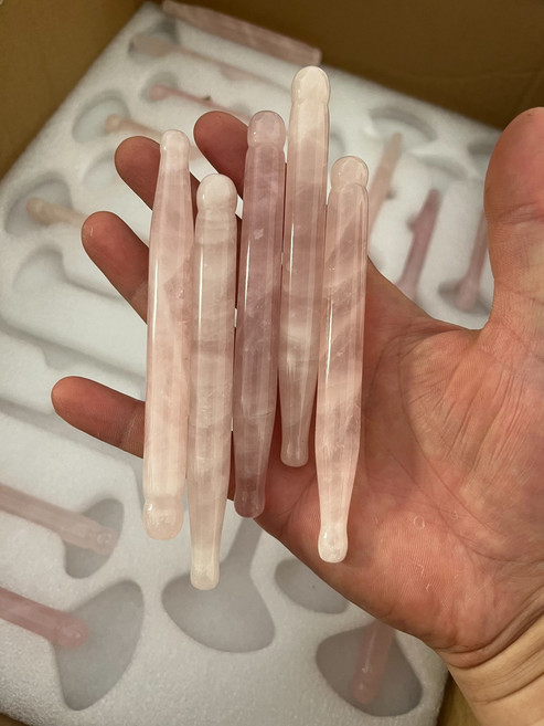 粉晶玉石臉部按摩滾輪, 1個, 如圖所示