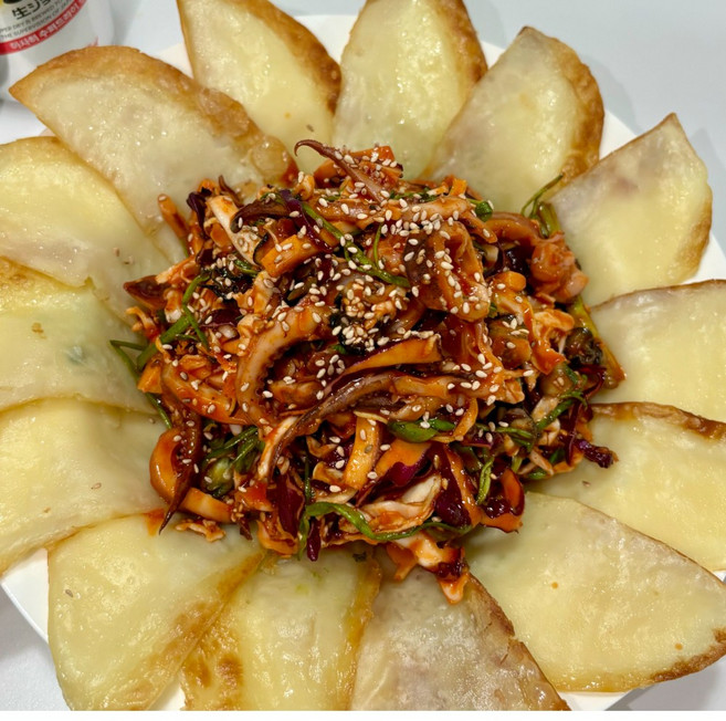 [포항직송] 오징어초무침 밀키트 캠핑음식 미나리 오징어 납작만두 쫄면 2~3인분, 1.3kg, 1세트