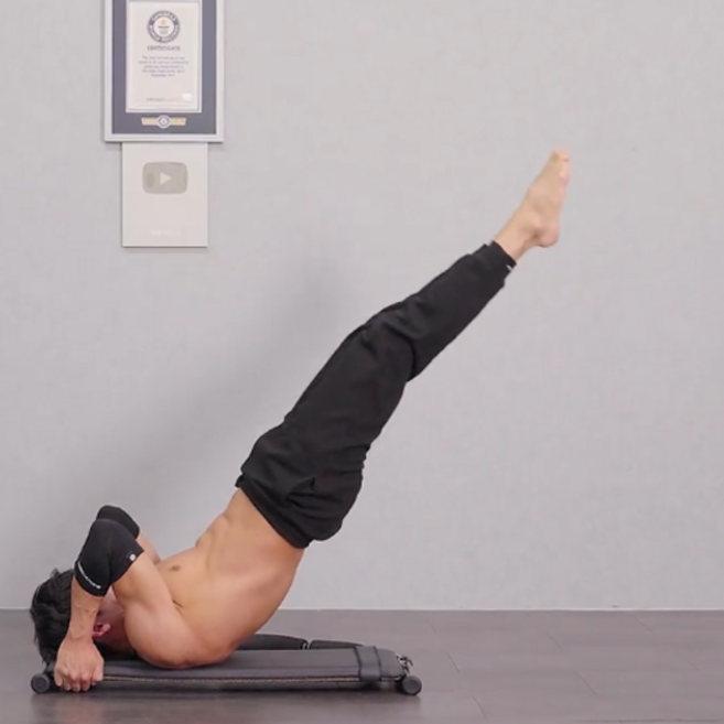 BBT 컴팩트 코어싯업 보드 복근운동 윗몸일으키기 벤치 다이어트 평보드 홈트 헬스 운동 기구, 컴팩트 싯업- 블랙(단품)