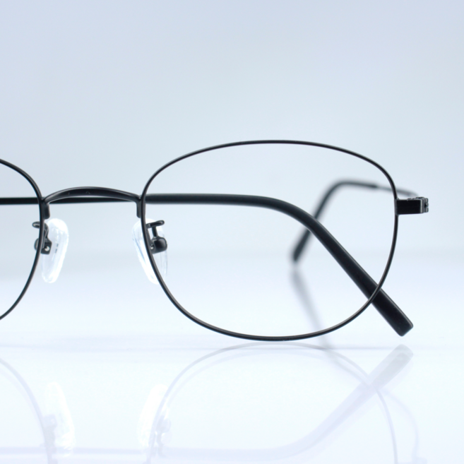 8g 엄청 가벼운 퓨어 에어티타늄 안경테 비트라