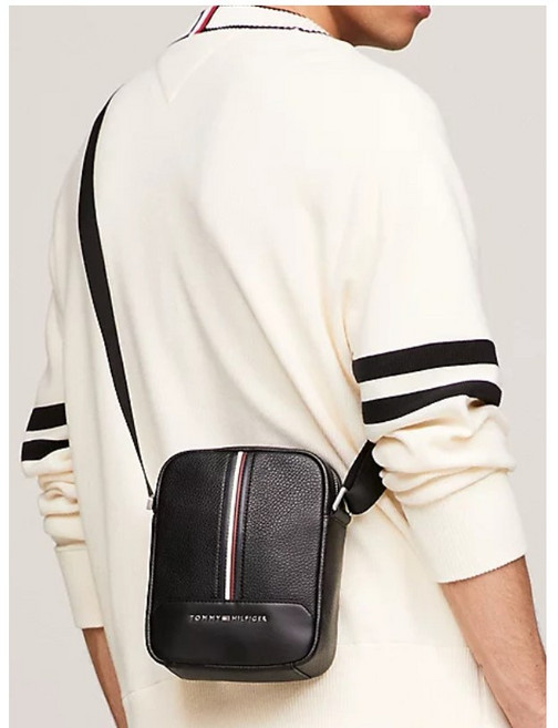 TOMMY HILFIGER SMALL REPORTER BAG WITH TOMMY TAPE AM0AM11837BDS Black