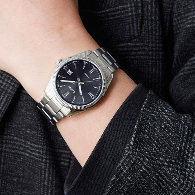 카시오 남성용 메탈 시계 MTP-1302D