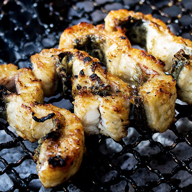 산지직송 고창 풍천 자포니카 민물장어 소스+초생강 증정, 1개, 1kg 손질 후 700g