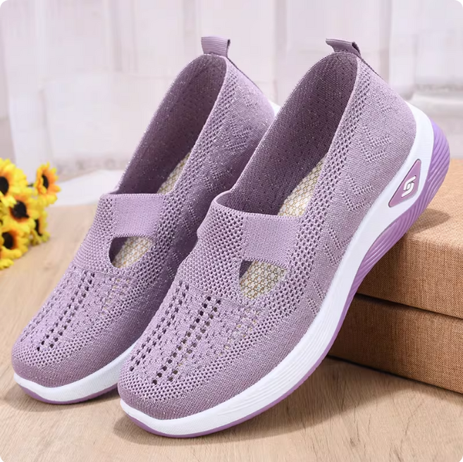 쌍천 여성 중장년 메쉬 니트 슬립온 미끄럼 방지 발편한 워킹화 A26011514