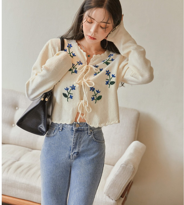 common-unique 復古花朵刺繡兩件式上衣 針織長袖外套細肩帶背心 象牙白 Free