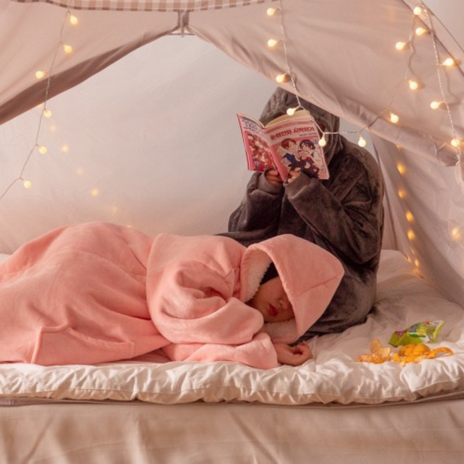 입는담요 입는이불 입을 수 있는 집순이 집돌이 캠핑 망토 담요 후드담요