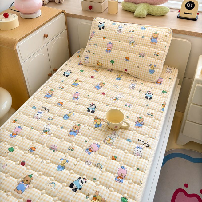 純棉兒童防滑床墊 嬰兒床褥 幼兒園薄款床單, 1個, 開心*假日【a類純棉 防滑 可機洗70*150cm單個可機洗夾棉床單墊