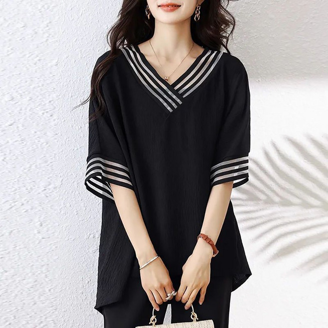 ROYALBELLE 여성 빅사이즈 브이넥 5부소매 티셔츠 편한 루즈핏 패션 반팔티 M0042511