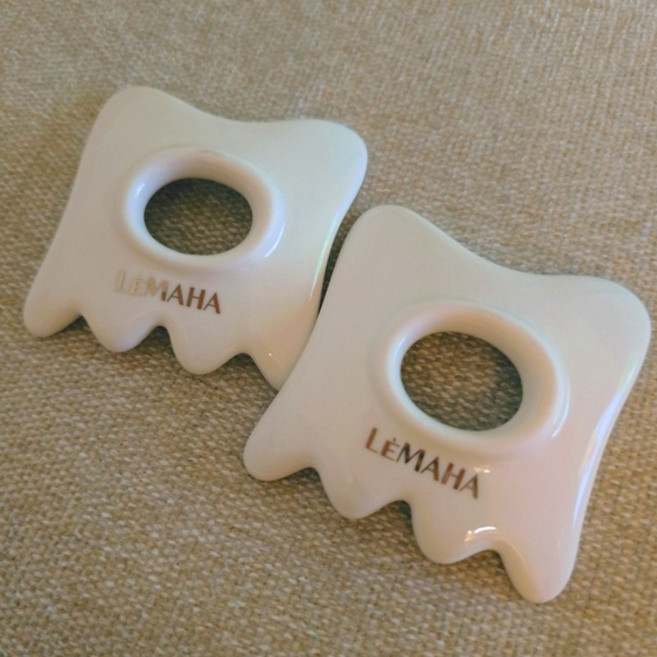 [본사정품 1+1] 르마하 얼굴 리프팅 브이라인 셀프 괄사 마사지 탄력 턱선 v라인, 반지괄사, 2개