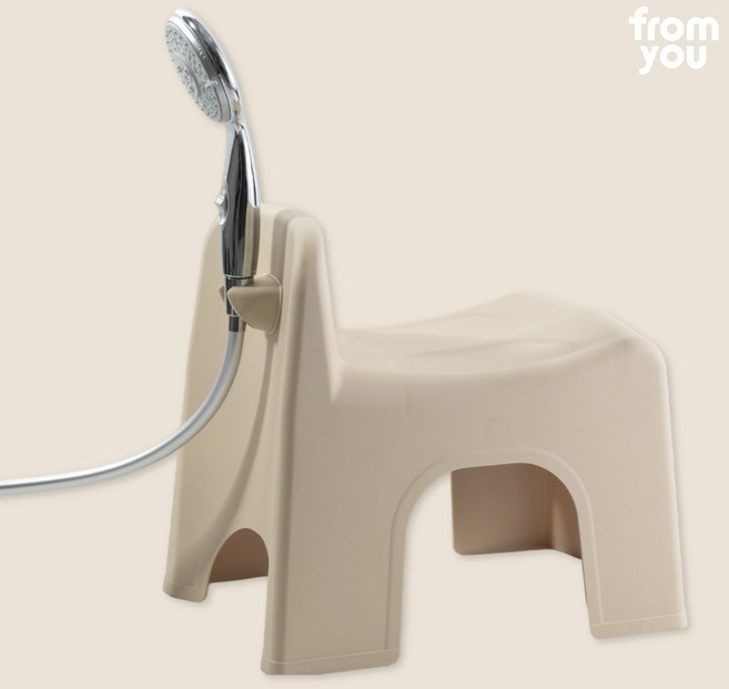 프롬유 체어, 아몬드