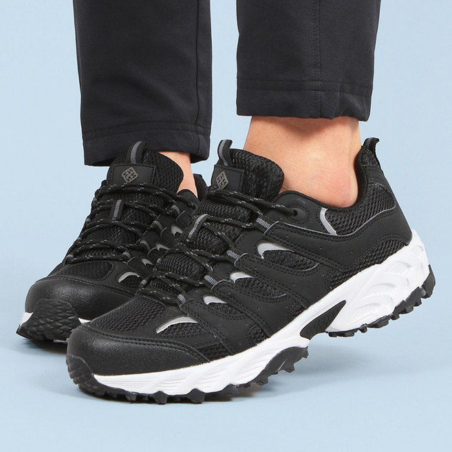 르키엘 남자 트레킹화 남성 등산화 발편한 운동화 경량 신발 작업화