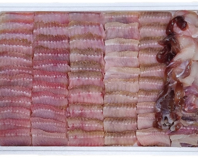 전라도 흑산도 국내산 국산 홍어 목포 (홍어 코 회초장) 숙성 삭힌 회 삼합, 국내산 1kg, 강숙성, 1개