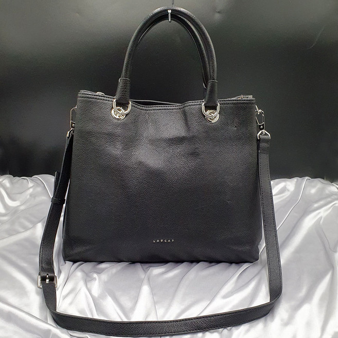 러브캣 가죽 A4수납 여성 토트백 숄더백 중고 가방 은피아노