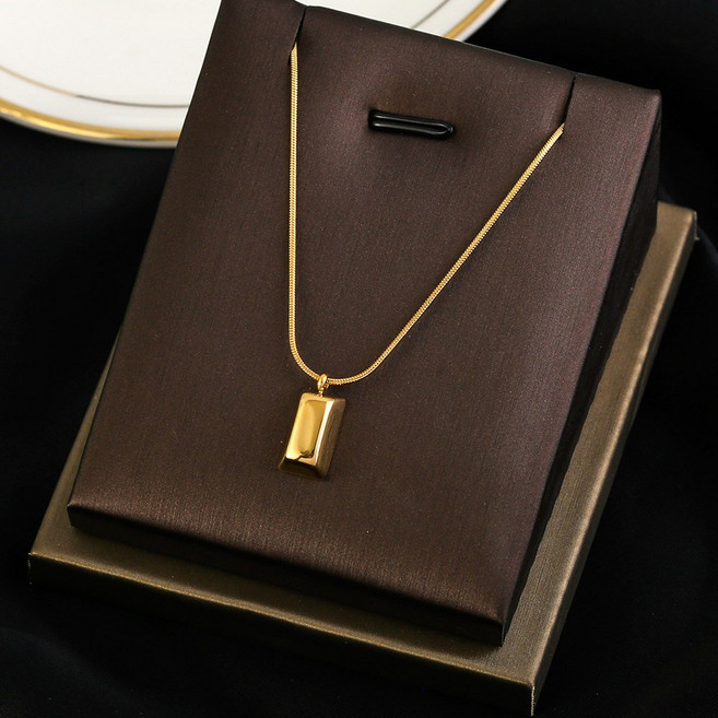 우아한 경량 럭셔리 진짜 금 도금 정교한 티타늄 스틸 목걸이