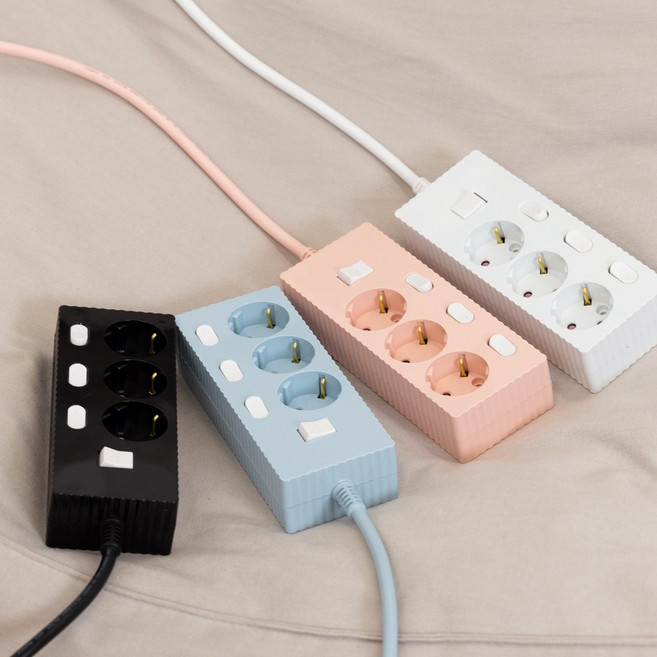 쿠폰19% 파워존 자동소화 웨이브 멀티탭 콘센트 화재예방 개별 절전 과부하차단 3구, 1.5m, 자동소화 3구 파스텔핑크, 1개
