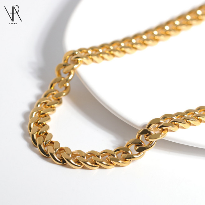 VARAM 골드 도금 써지컬스틸 11mm 커브체인 남성용 목걸이