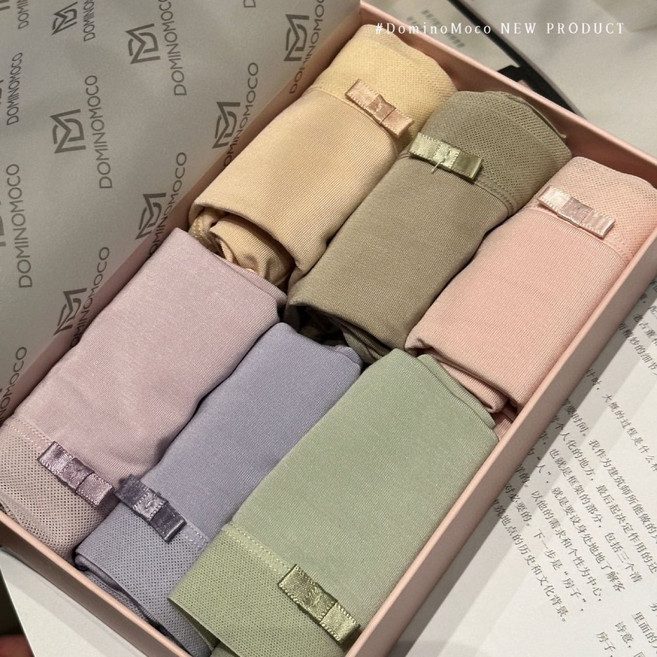 DOMINOMOCO 裸感女用內褲 中高腰無痕 純棉材質 生理褲 均碼適用40-80KG 一盒六色組, 均碼 40~80KG可用 (一盒6色), 櫻花粉、暮光紫、茶樹棕、布丁黃、淺草綠、淺淡紫
