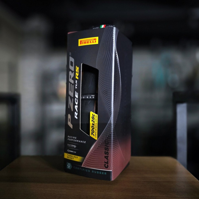 피렐리 피제로 레이스 TLR RS 클래식 클린처 튜브리스 로드 검월 타이어, 1개