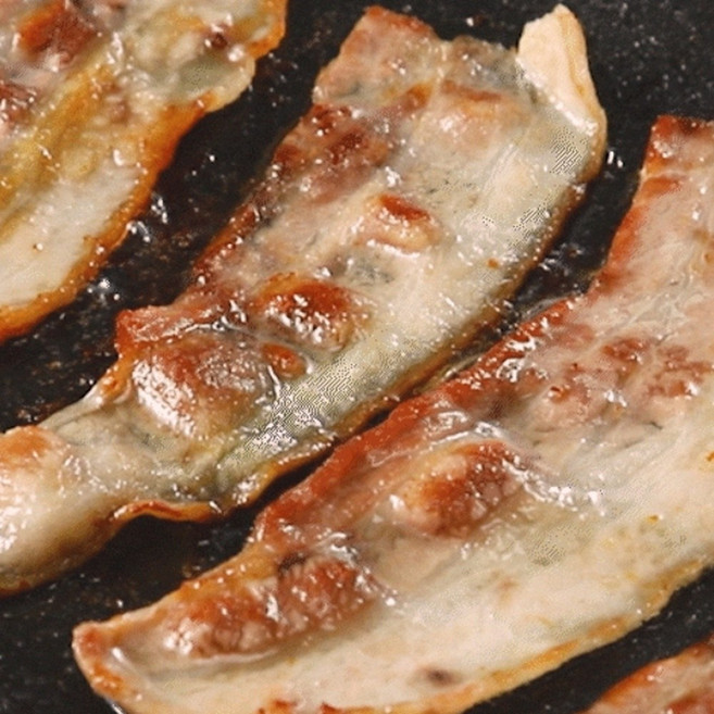 [국내산 한돈] 말려있지 않은 대패삼겹살 냉동, 3개, 500g