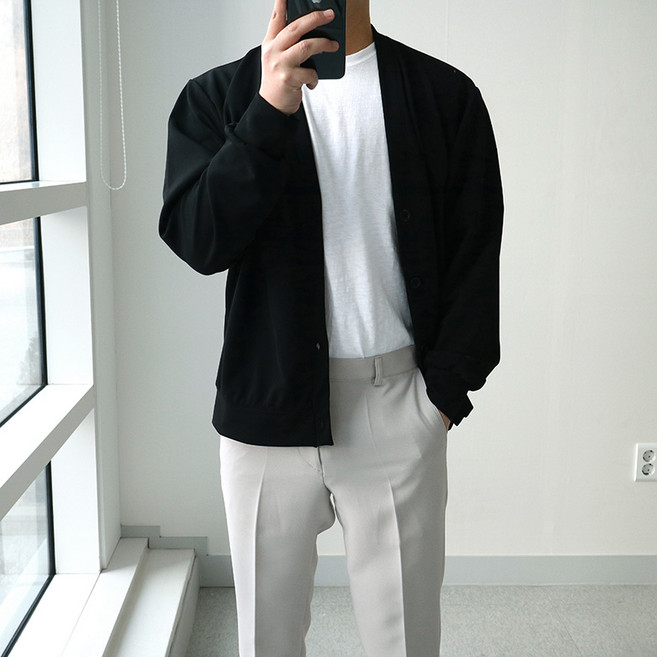 [맨즈북] 심플 V넥 남자 봄 기본 가디건 가벼운 빅사이즈 슬랙스코디