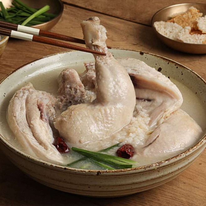 [마음식당] 능이품은 한우사골 누룽지 삼계탕 1.1kg x 4팩, 4개