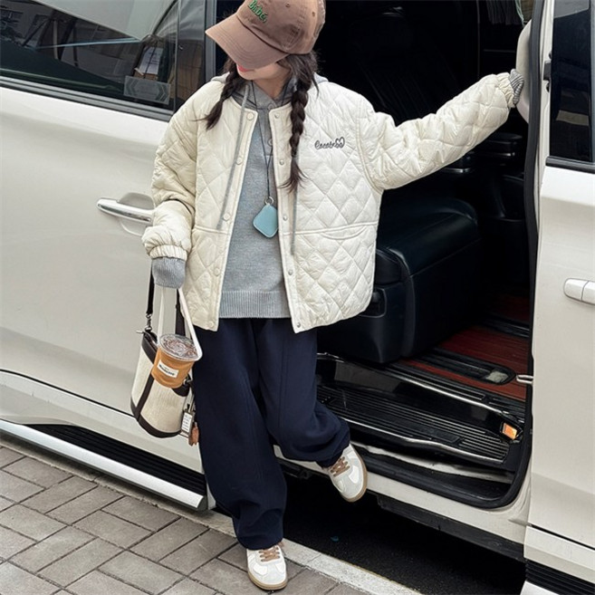 비비키드 여아 기모 주니어 레터링 자수 누빔 솜패딩 외투 상의 초등생 겨울 초중생 긴팔 초등생 점퍼 (Q1290)