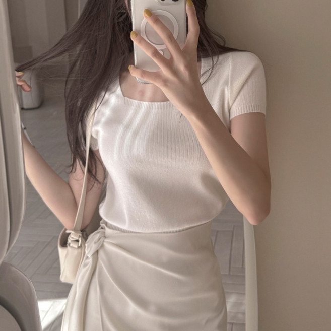 떳다그녀 드림코어 스퀘어넥 무지 베이직 이너 세미크롭 레이어드 소프트 반팔 니트티셔츠