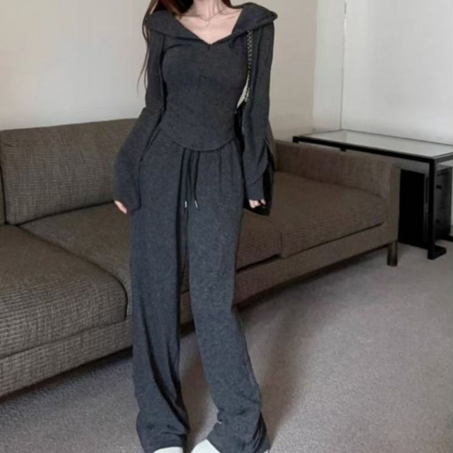 아이엠몽 여성 페미닌 슬림핏 밴딩 트레이닝 투피스