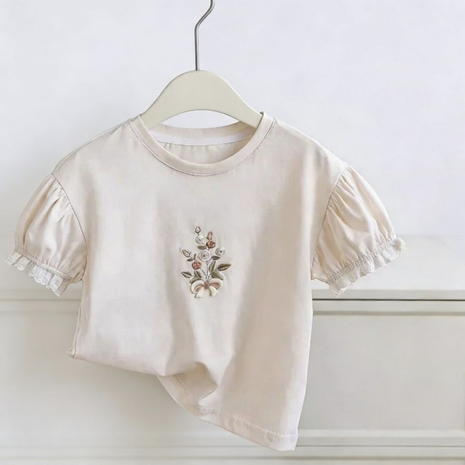 Toruva어린이 반팔 꽃 자수 퍼프소매 상의 심플 귀여운 스타일14세 이상