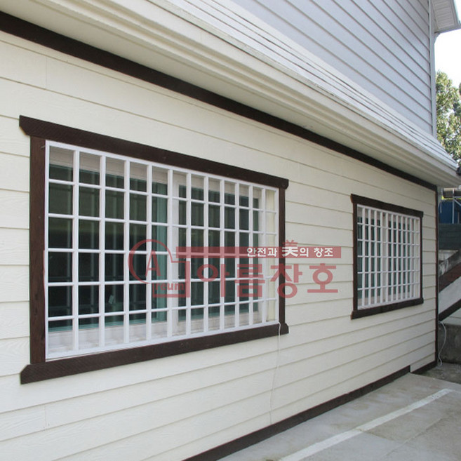 [아름창호] 알루미늄 격자방범창 [간편조립 / 직접설치] 흰색 헨켈 검정색상 학교 관공서 아파트 주택 상가 창고 엘리베이터 창문방범창 그릴망 창살, 격자형 - 흰색, 1개
