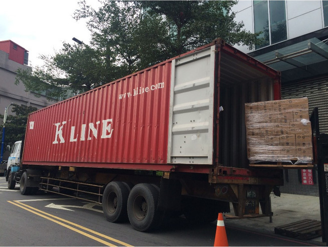 【易油網】Castrol POWER 1 10W40 10W50 5W40 4T 機車機油，合成全合成，日本原裝鐵罐，有效保護引擎，提升燃油效率, 1個, POWER 1 RACING 5W40