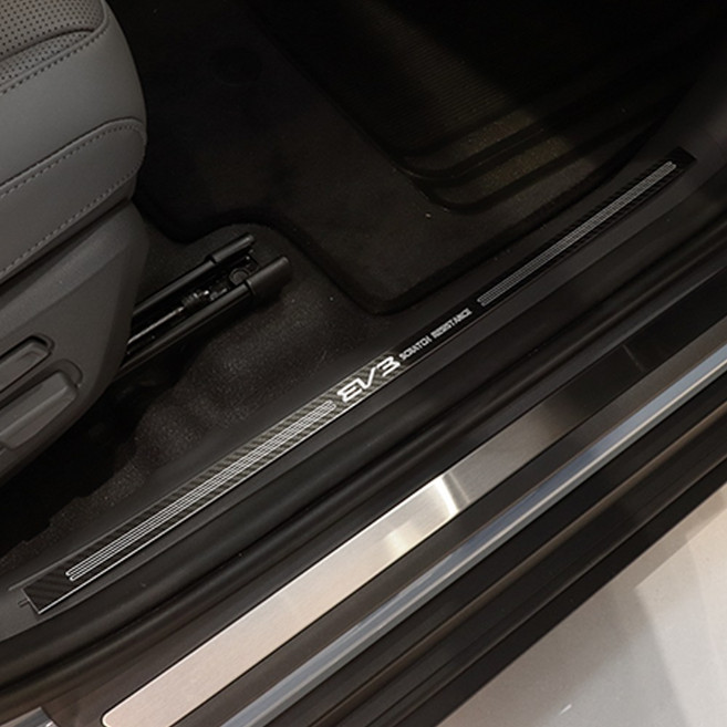 비브랜드 알루미늄 도어스텝 스커프 몰딩 악세사리 스크래치 흠집 보호 방지 커버 포인트 튜닝 용품 EV3 호환, EV3_도어1(옵션1)_도어스텝 _카본 4P, 기타