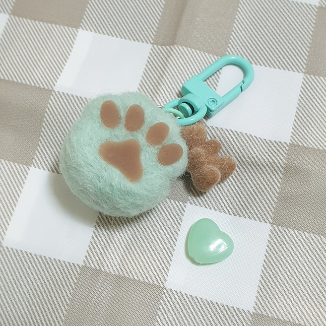 민트초코 곰젤리 양모 키링
