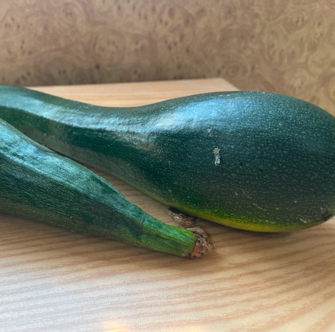 방금 재배한 국내산 주키니 호박 가정용 상등급, 1박스, 쥬키니 호박 2kg