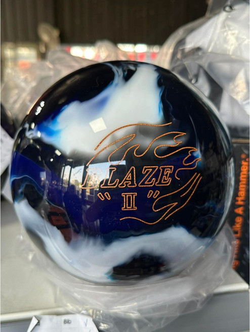 STORM BLAZE II 保齡球, 黑藍白,11磅, 1個