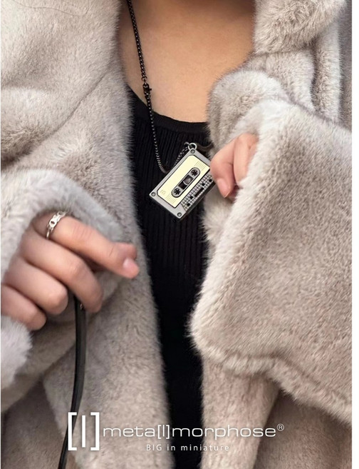 meta[l]morphose® 卡帶金屬項鍊 時尚配飾 個性紀念品