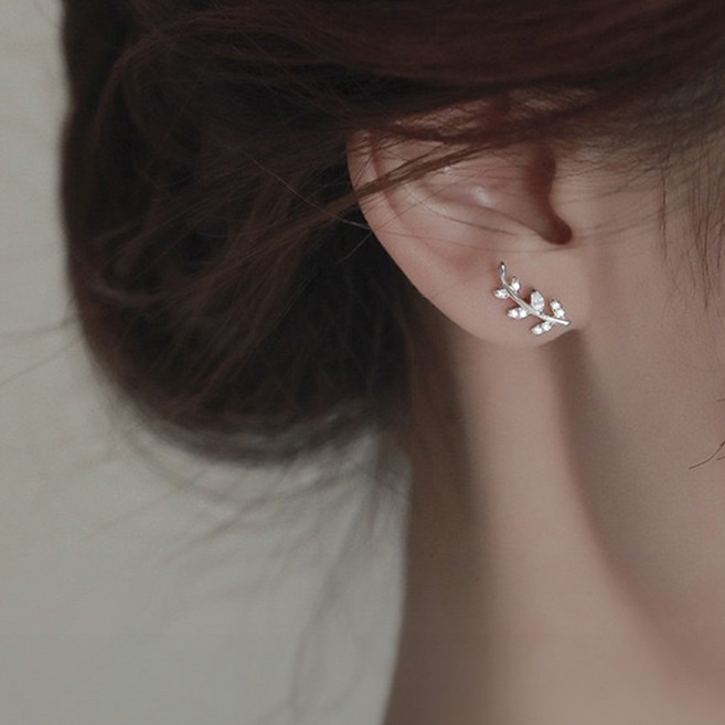 라이크 리브 크라운 귀걸이